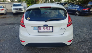 2011 Low Km Fiesta 8.jpg